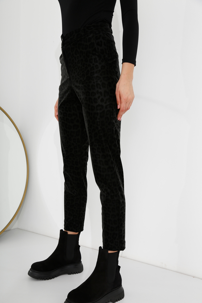 Siyah Leopar Desenli Deri Pantolon 26684