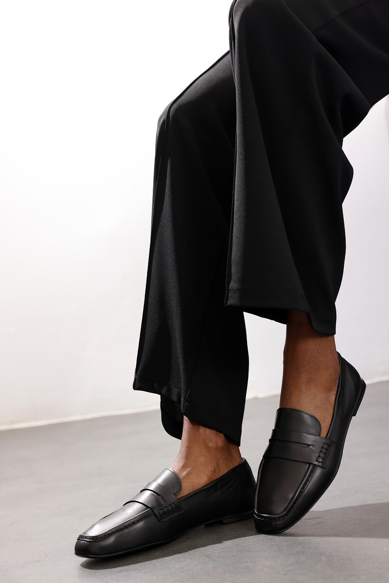 Siyah Loafer 39920