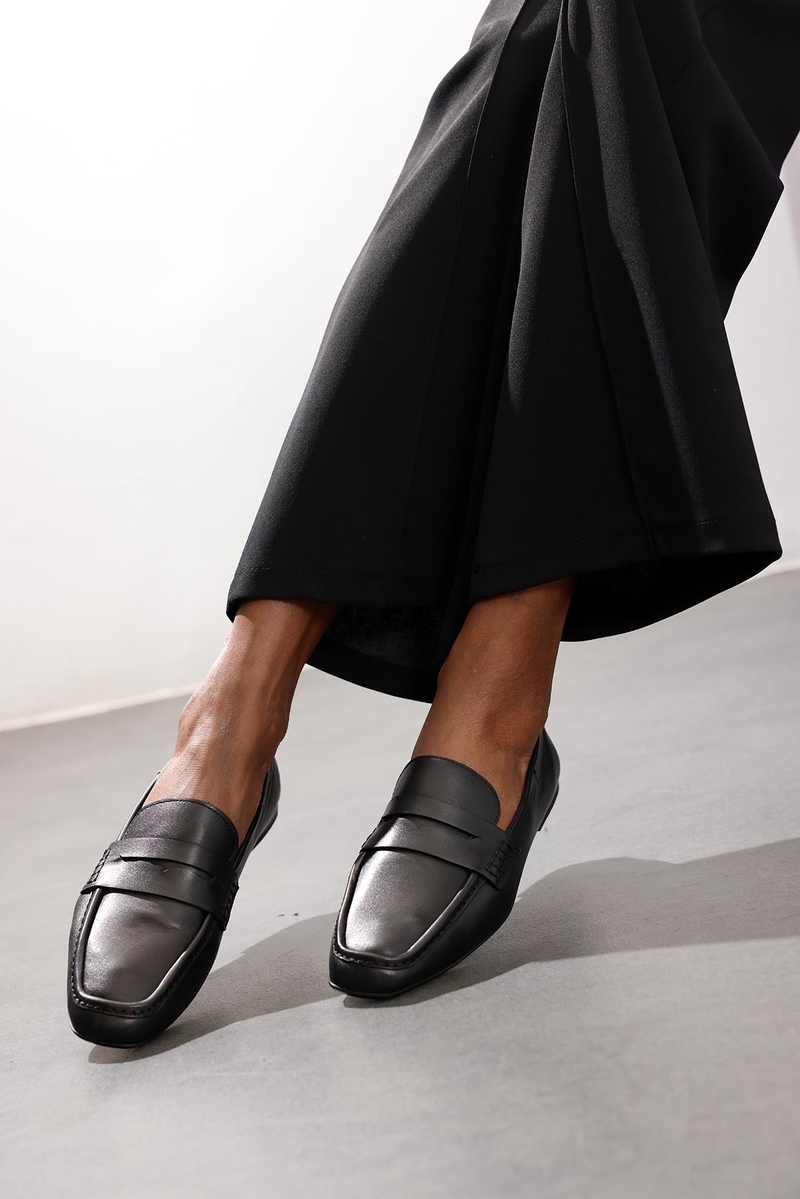 Siyah Loafer 39920