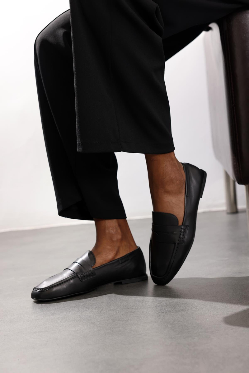 Siyah Loafer 39920