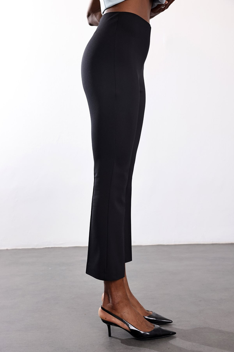 Siyah Mini Flare Pantolon 
