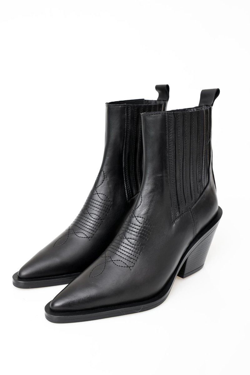 Siyah Nakışlı Western Bot 123303