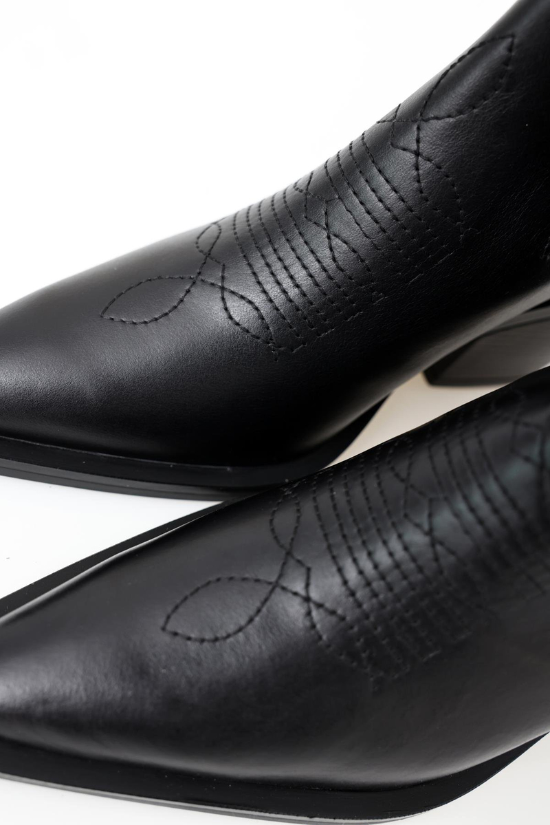 Siyah Nakışlı Western Bot 123303