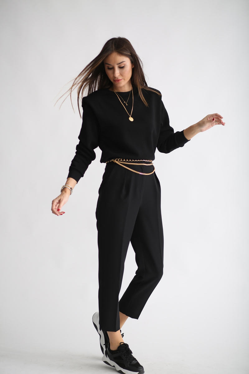 Siyah Omzu Vatkalı Sweatshirt 3232