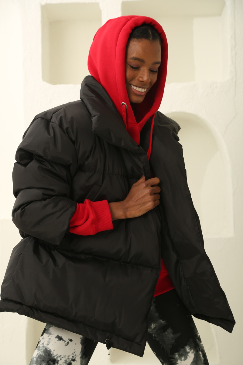 Siyah Oversize Şişme Mont 