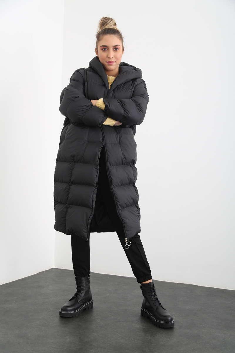 Siyah Oversize Şişme Mont D89449