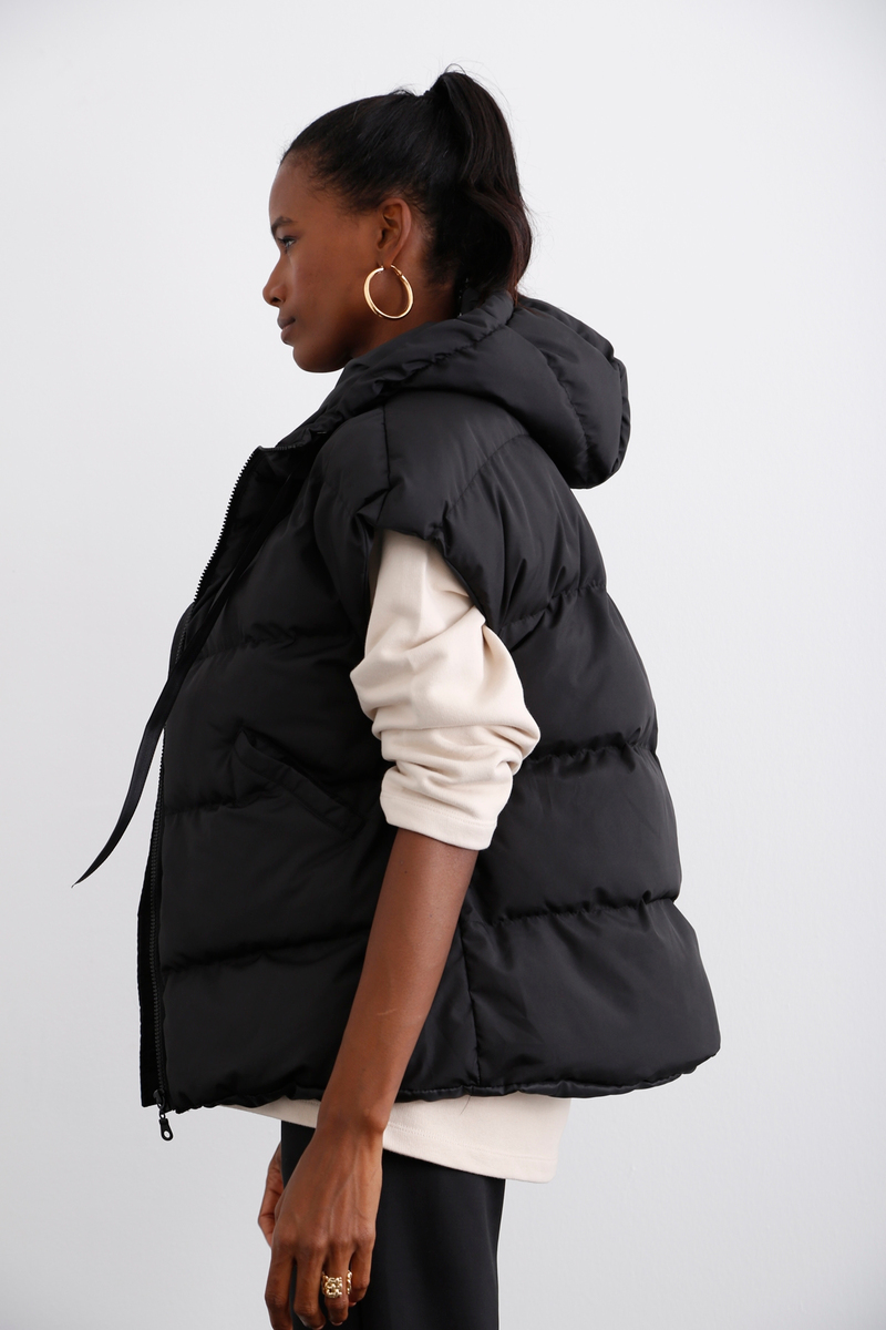 Siyah Oversize Şişme Yelek 3012