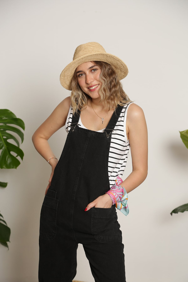 Siyah Paça Detaylı Askılı Tulum 4780