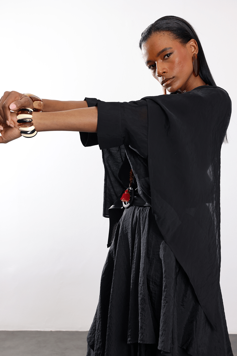 Siyah Pelerin Bluz 5026