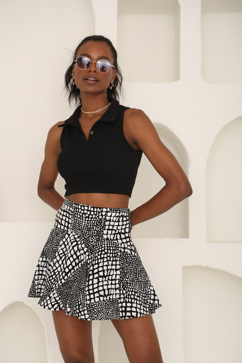 Siyah Polo Yaka Kolsuz Bluz 3697