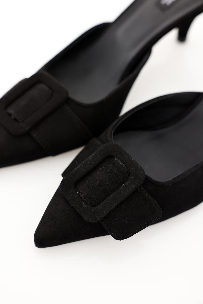 Siyah Tokalı Terlik 25160