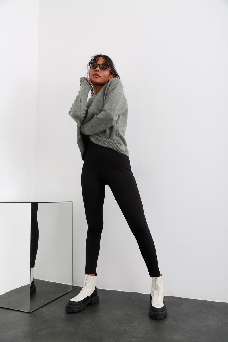 Siyah Toparlayan Dalgıç Tayt 502