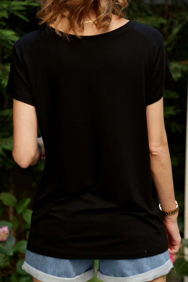 Siyah U Yaka Tshirt 