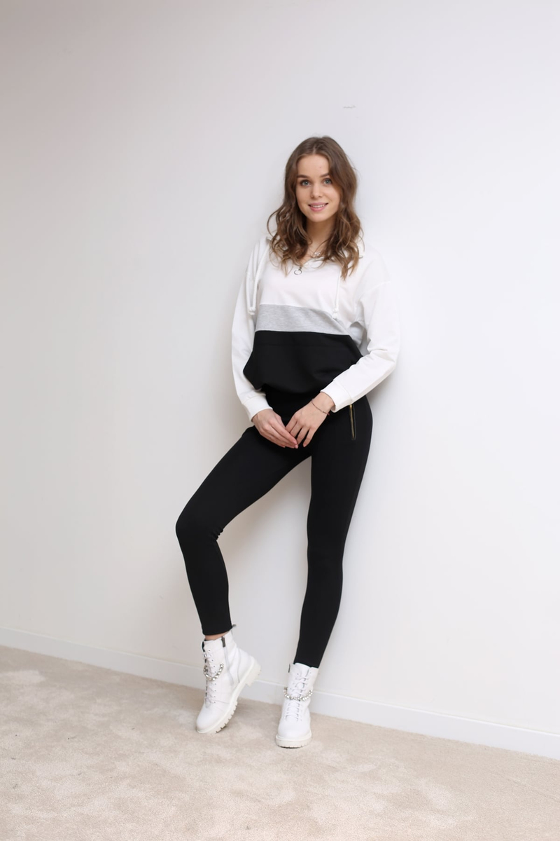 Siyah Üç Renk Yakası Fermuarlı Sweatshirt