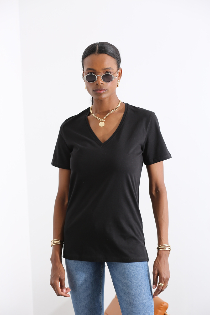 Siyah V Yaka Basic Tshirt 2428