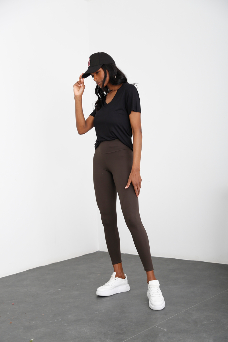 Siyah V Yaka Basic Tshirt 619