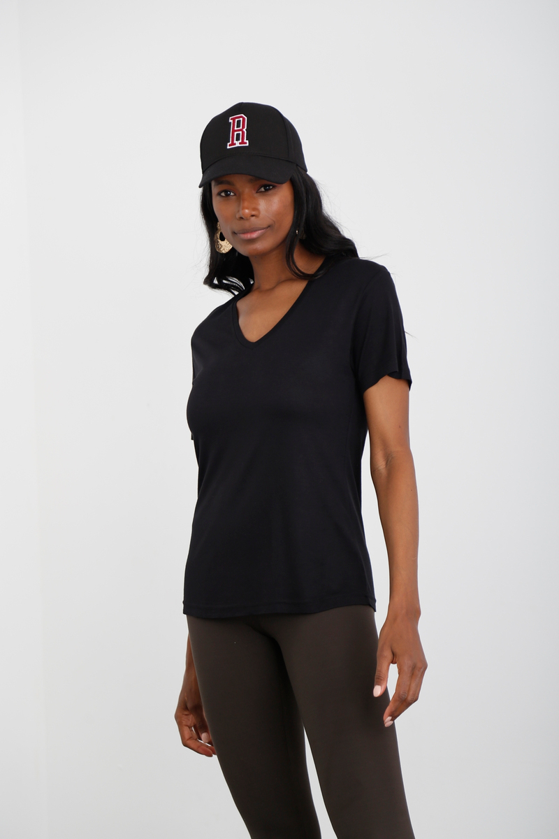 Siyah V Yaka Basic Tshirt 619