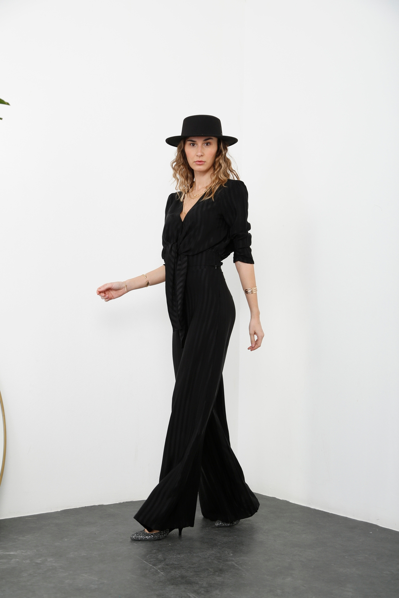 Siyah Vatkalı Bluz Pantolon Takım 00508