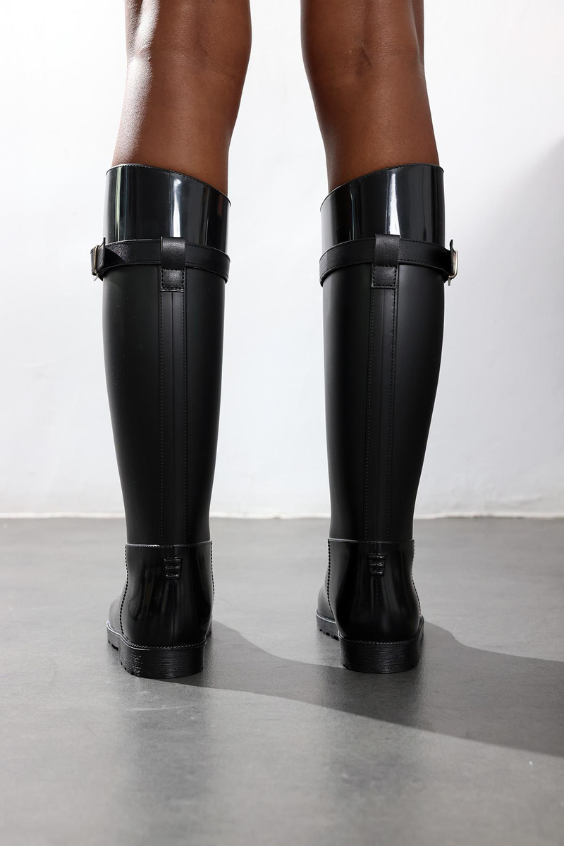 Siyah Yağmur Çizmesi 26010