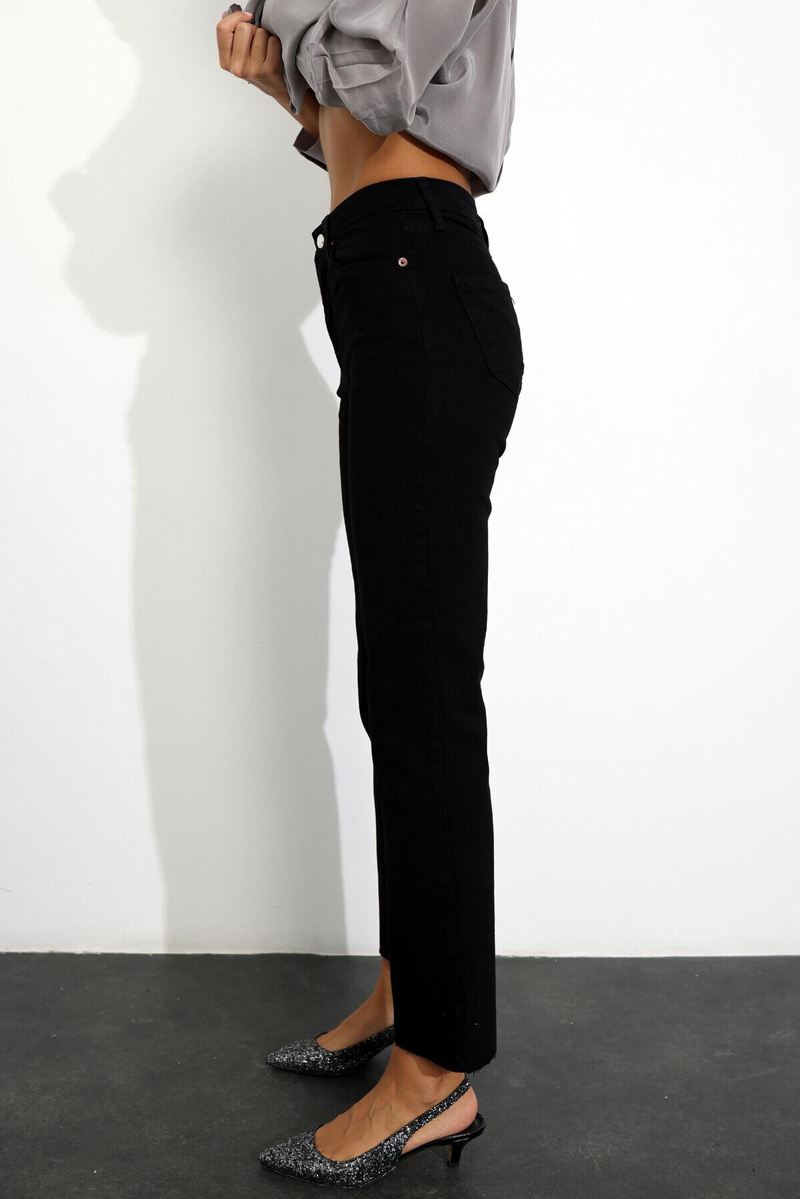 Siyah Yüksek Bel Cropped Jean 2301