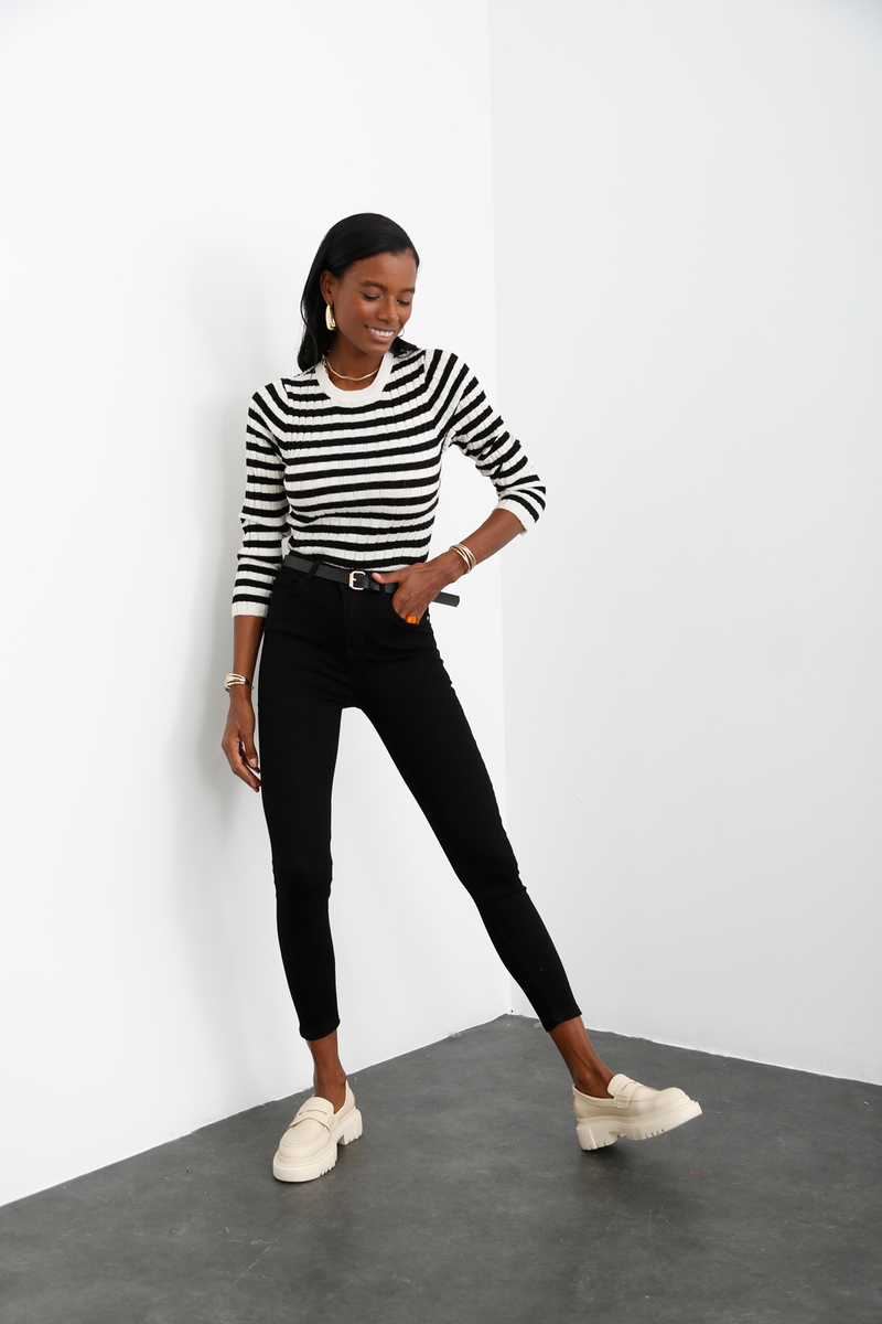 Siyah Yüksek Bel Likralı Skinny Jean 21445
