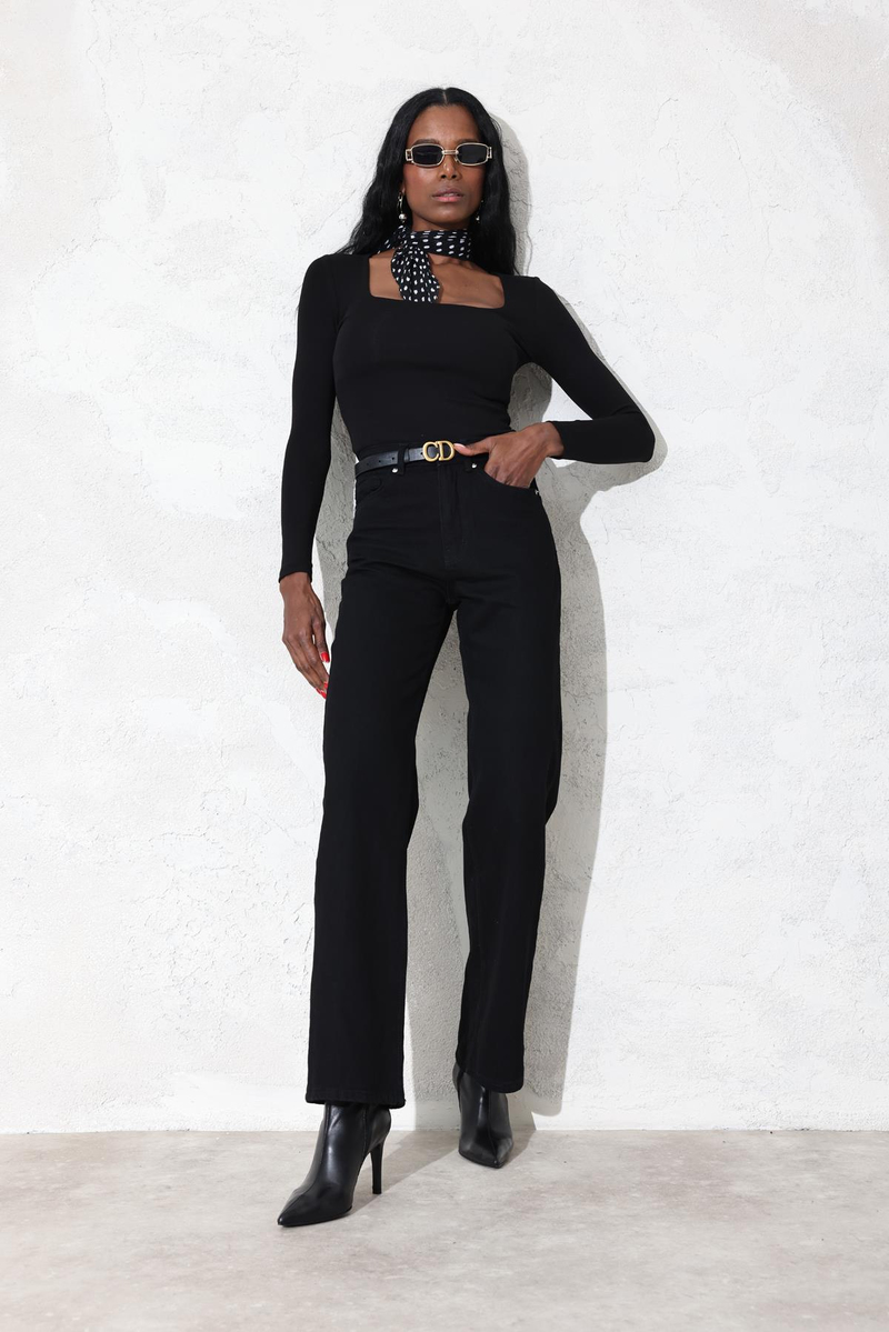 Siyah Yüksek Bel Straight Jean 