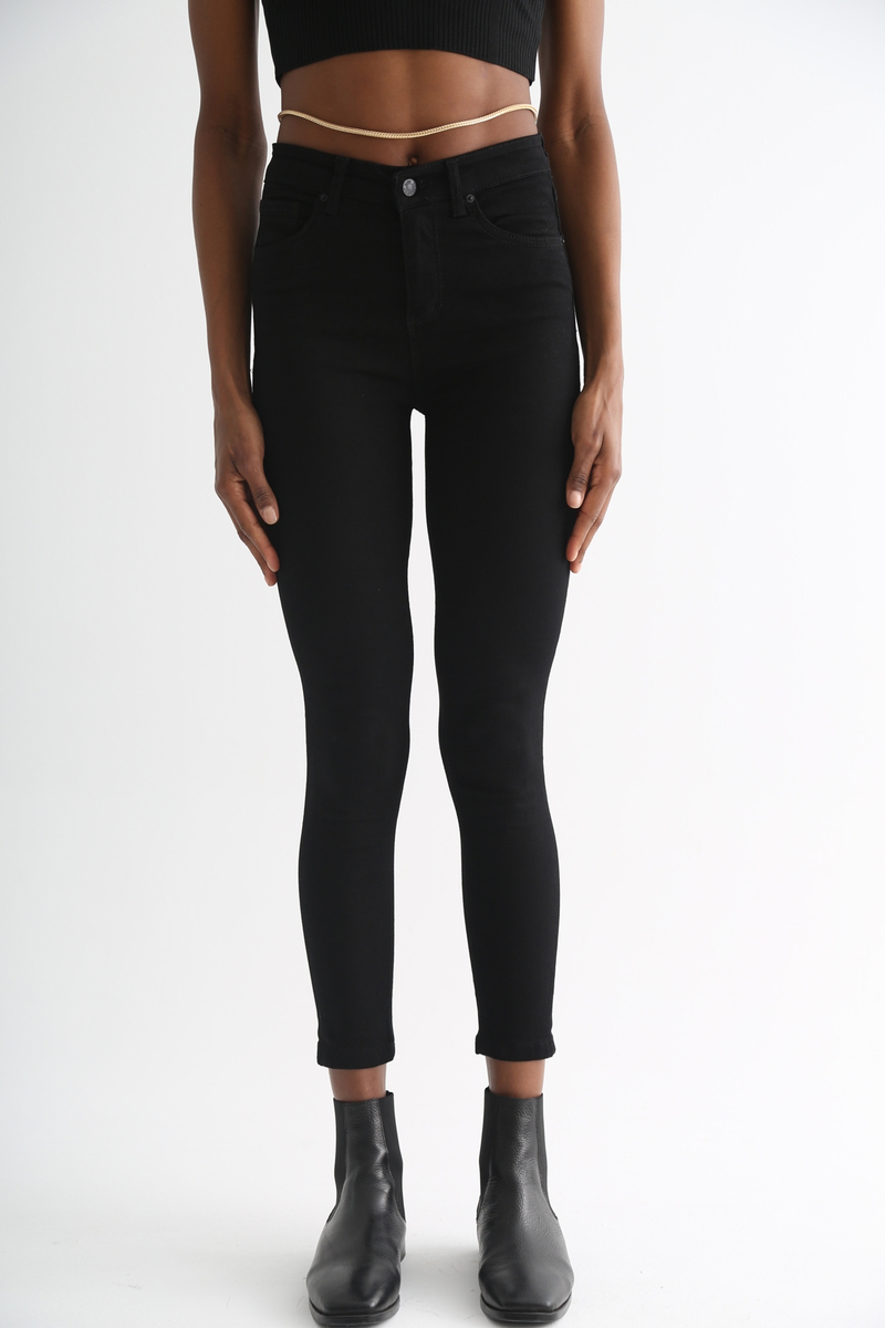 Siyah Yüksek Bel Toparlayan Slim Fit Jean 
