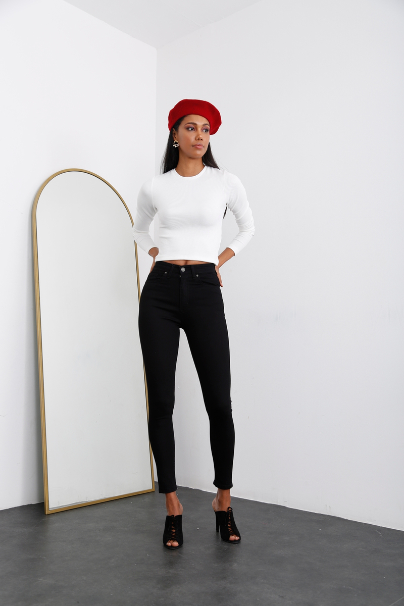 Siyah Yüksek Bel Toparlayan Slim Fit Jean 