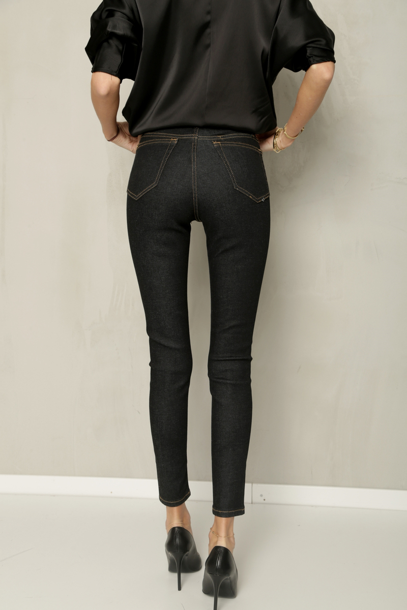 Siyah Yüksek Bel Yıkamalı Slim Fit Jean 346244