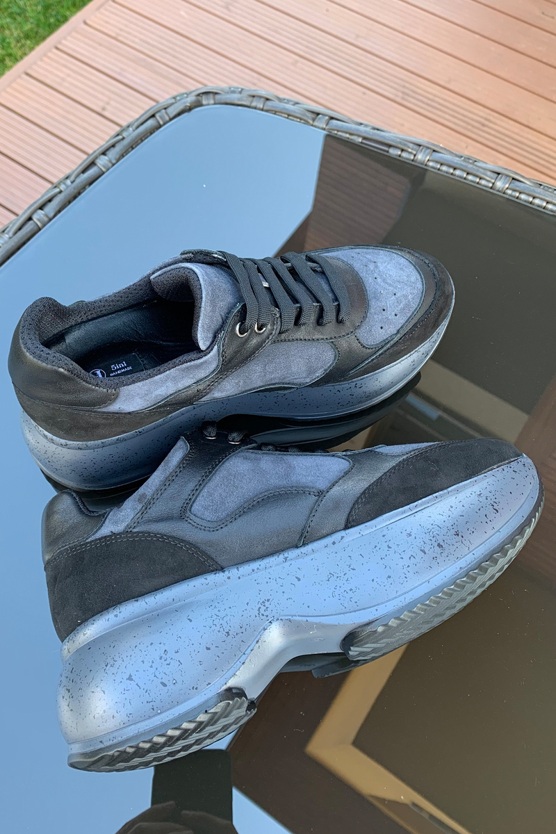 Siyah Yüksek Taban Sneaker