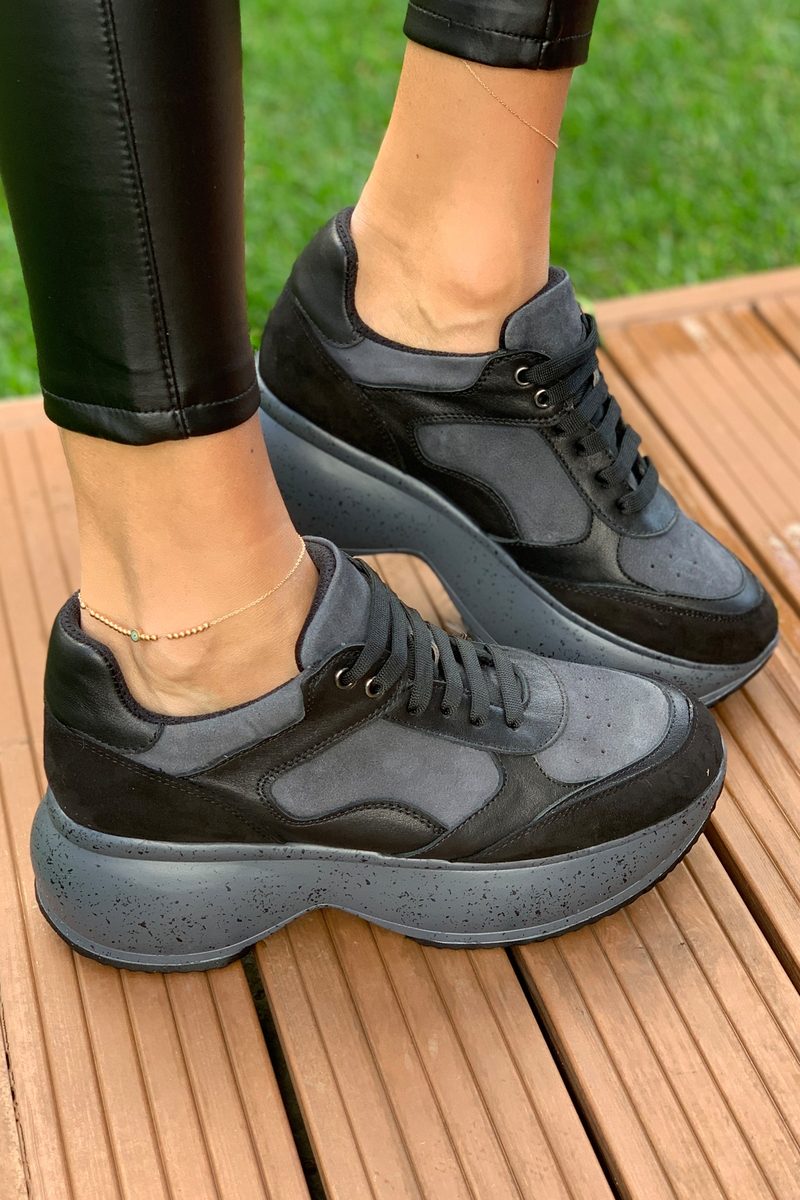 Siyah Yüksek Taban Sneaker