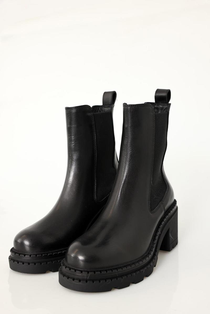 Siyah Yüksek Tabanlı Cheslea 25260