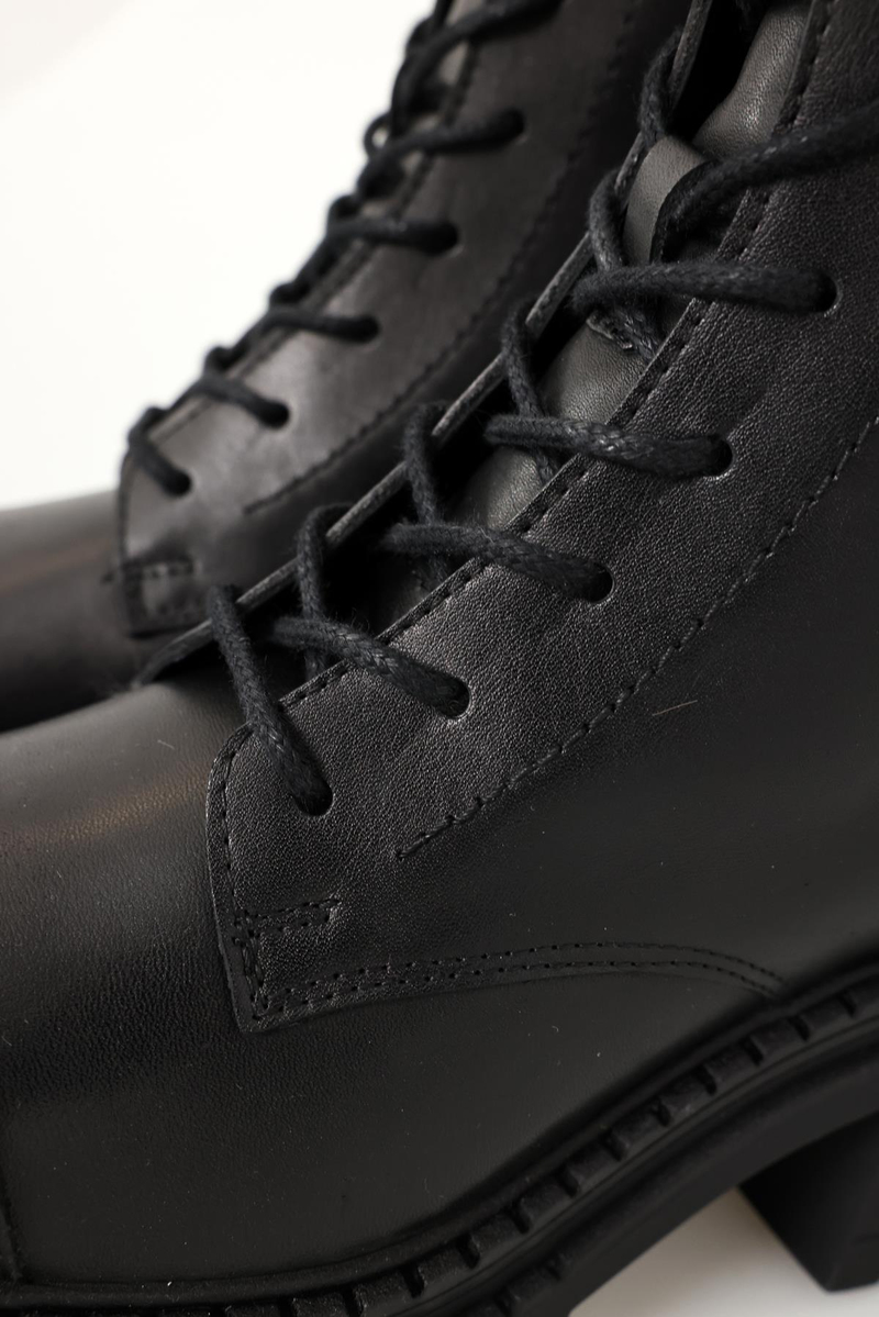 Siyah Yüksek Tabanlı Postal 24428