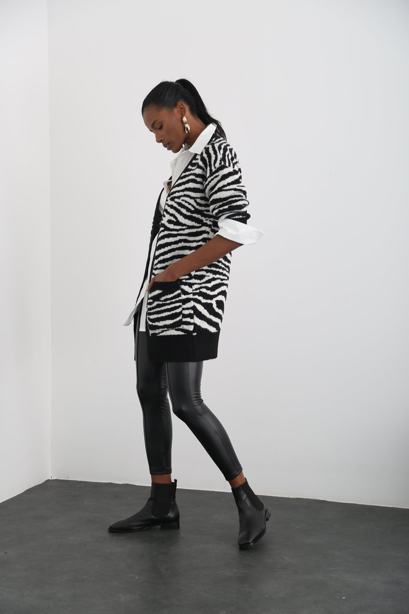 Siyah Zebra Desen Hırka 10038