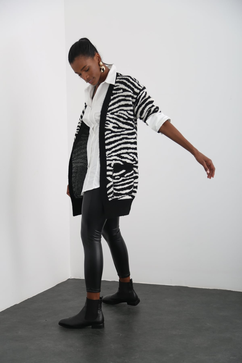 Siyah Zebra Desen Hırka 10038