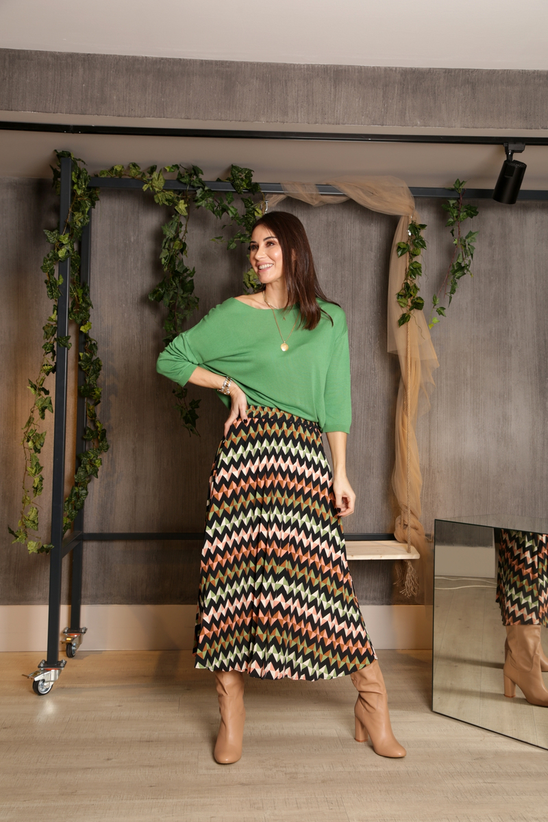 Siyah Zigzag Desen Piliseli Etek 11070