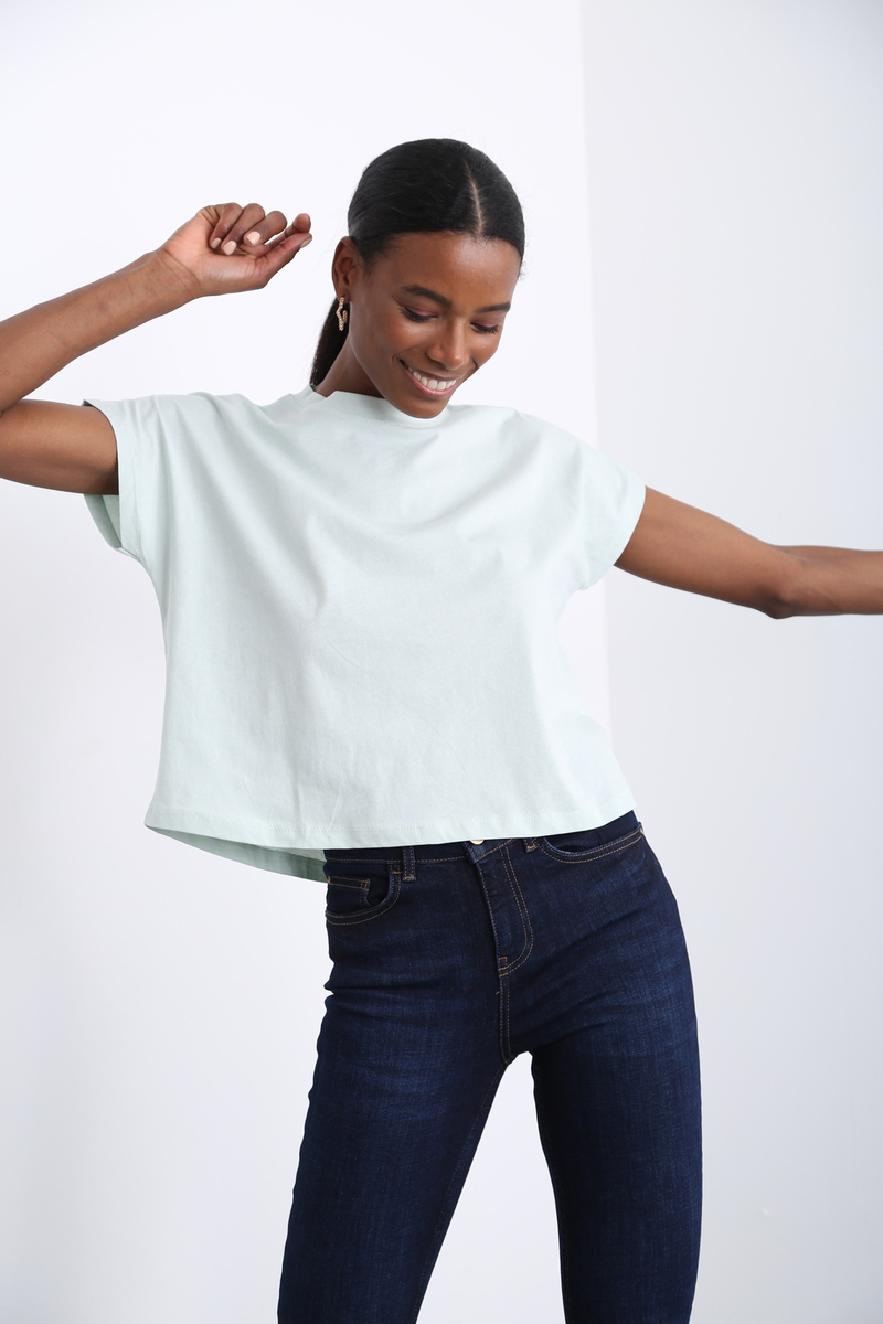 Su Yeşili Bisiklet Yaka Basic Tshirt 1308