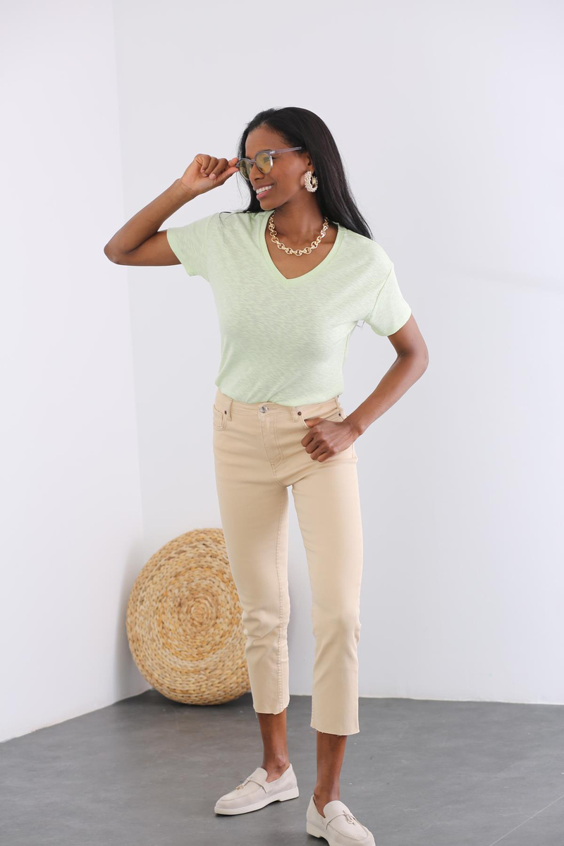 Su Yeşili V Yaka Basic Tshirt 