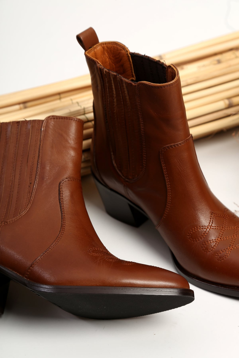 Taba Chelsea Western Bot