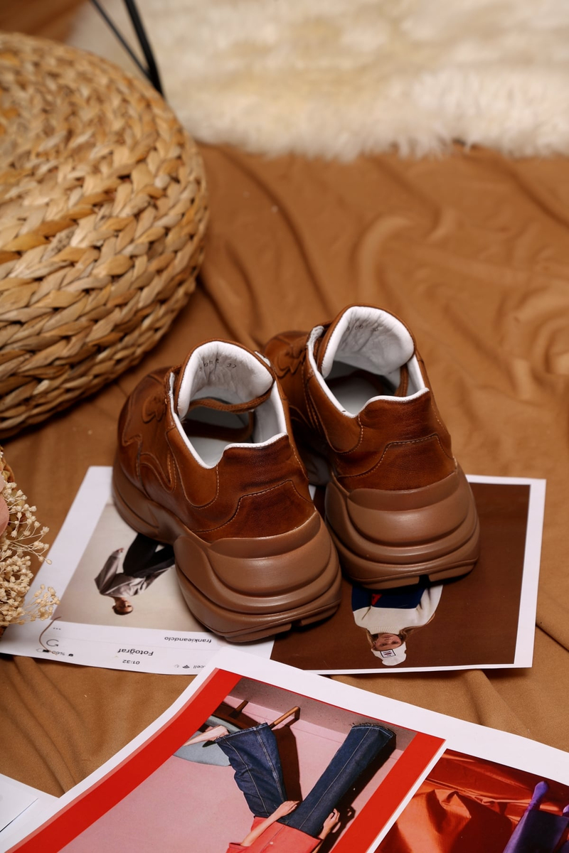 Taba Eskitme Deri Sneaker