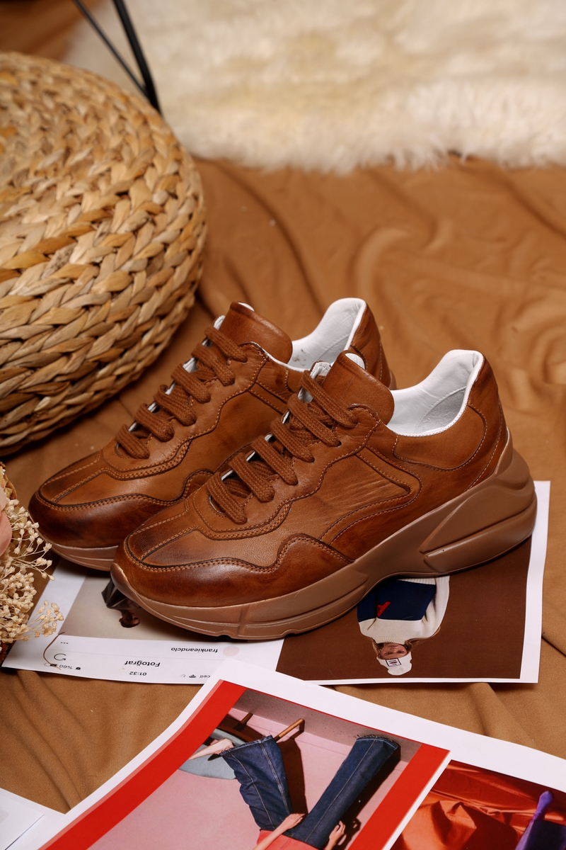 Taba Eskitme Deri Sneaker