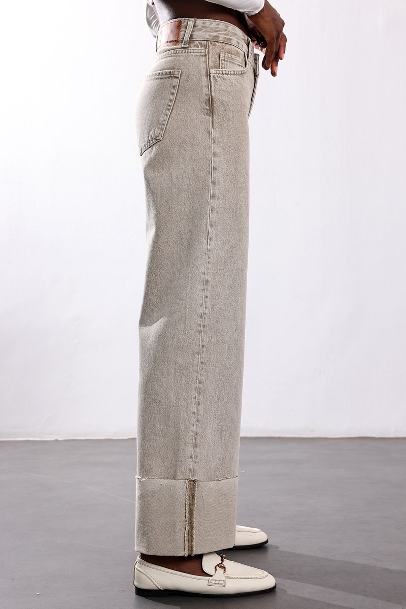 Yıkamalı Gri Paçası Katlamalı Jean 02110