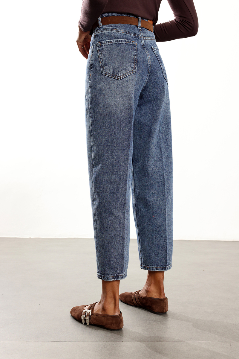 Yıkamalı Mavi Kemerli Baggy Jean 3010