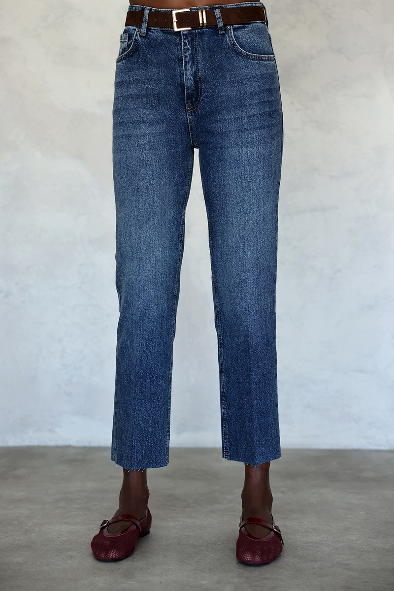 Yıkamalı Mavi Kemerli Boyfit Jean 2004