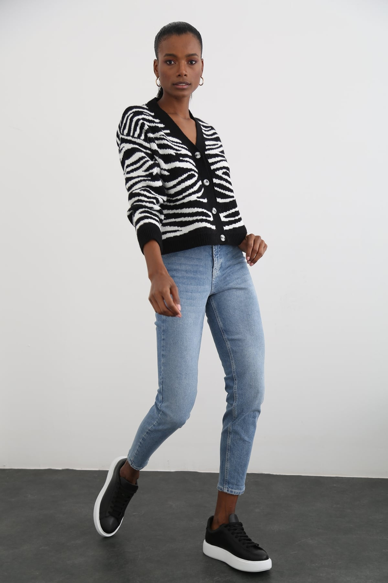 Yıkamalı Mavi Mom Fit Jean 