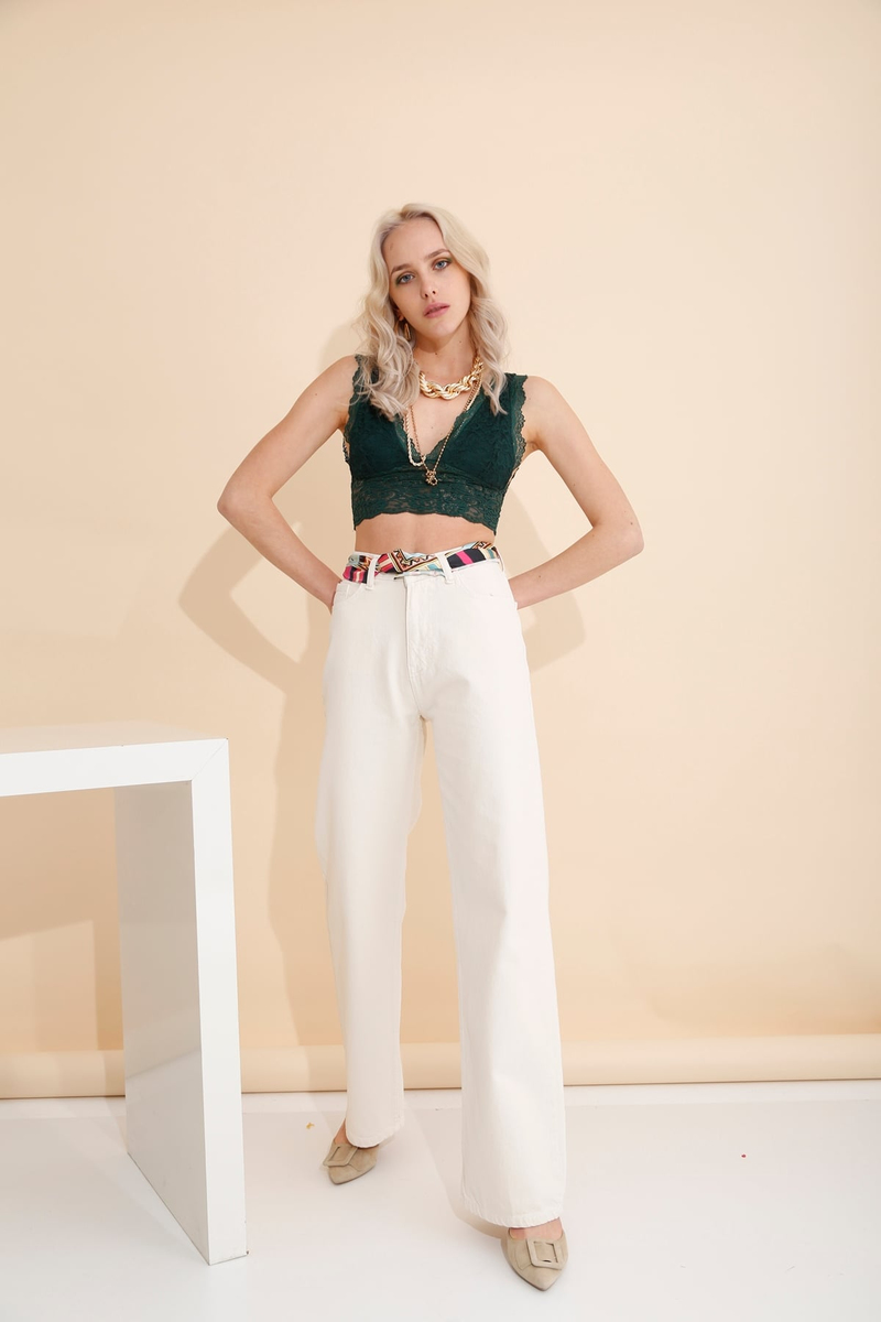 Zümrüt Dantelli Bralet 