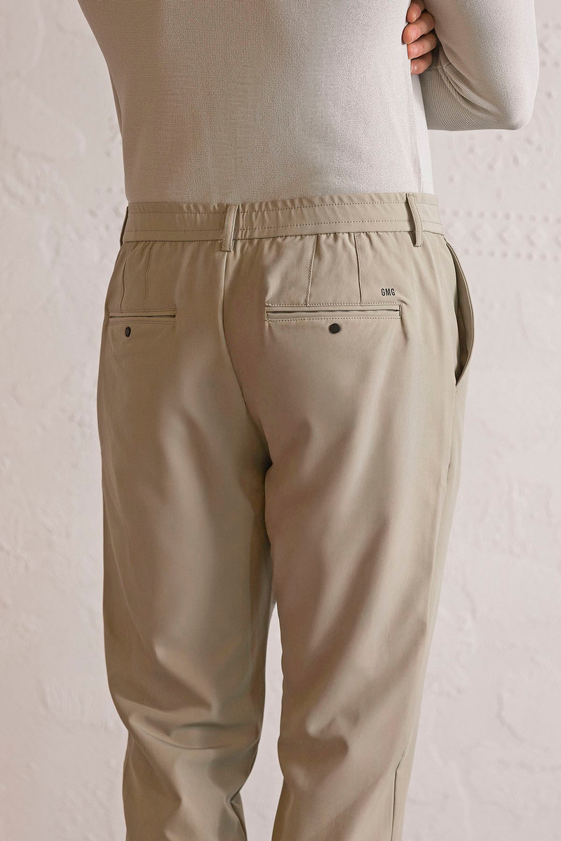 Beli Lastikli ve Bağcıklı Cepleri Çıtçıtlı Jogger Erkek Pantolon