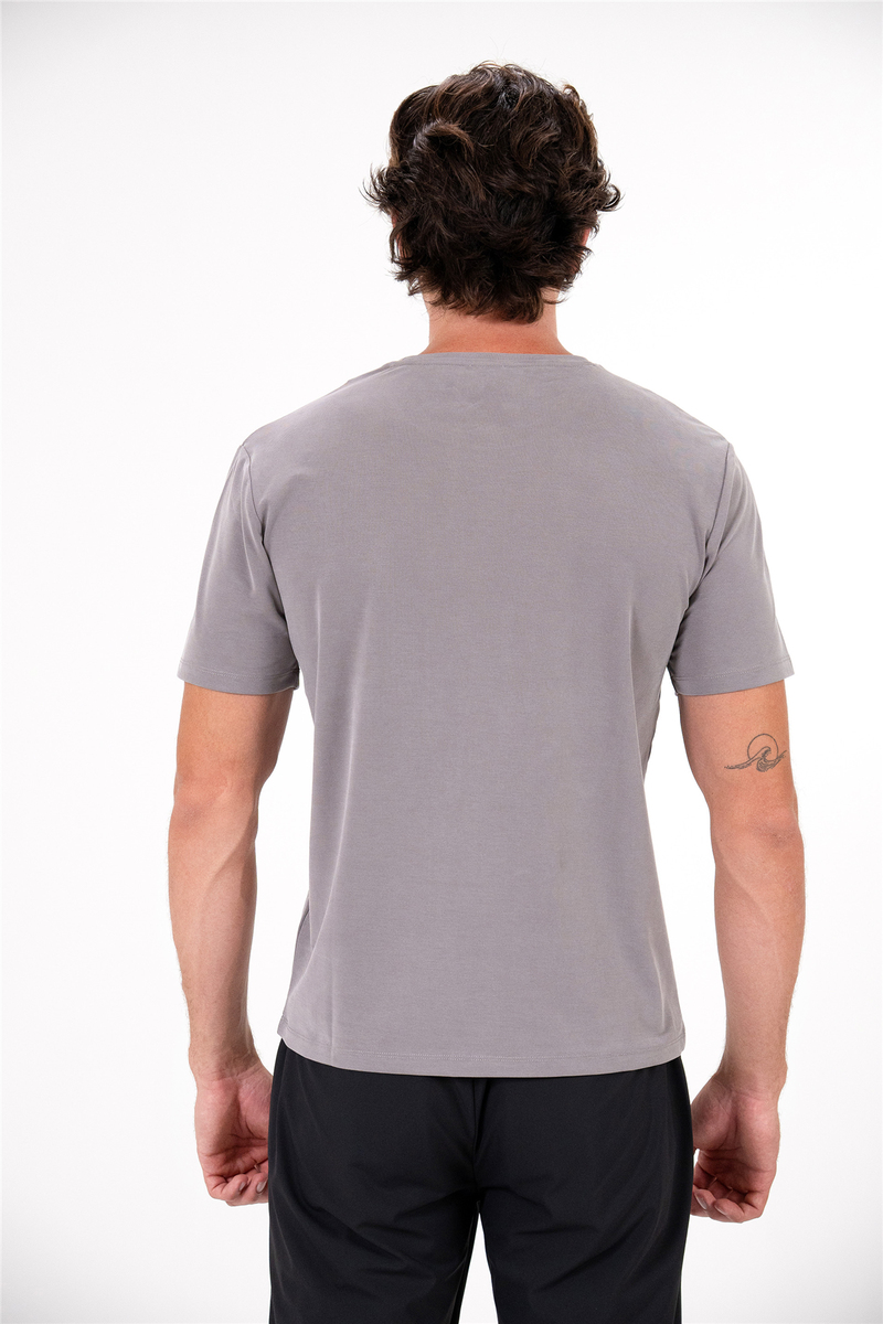 Bisiklet Yaka Cepli Basic Erkek T-shirt