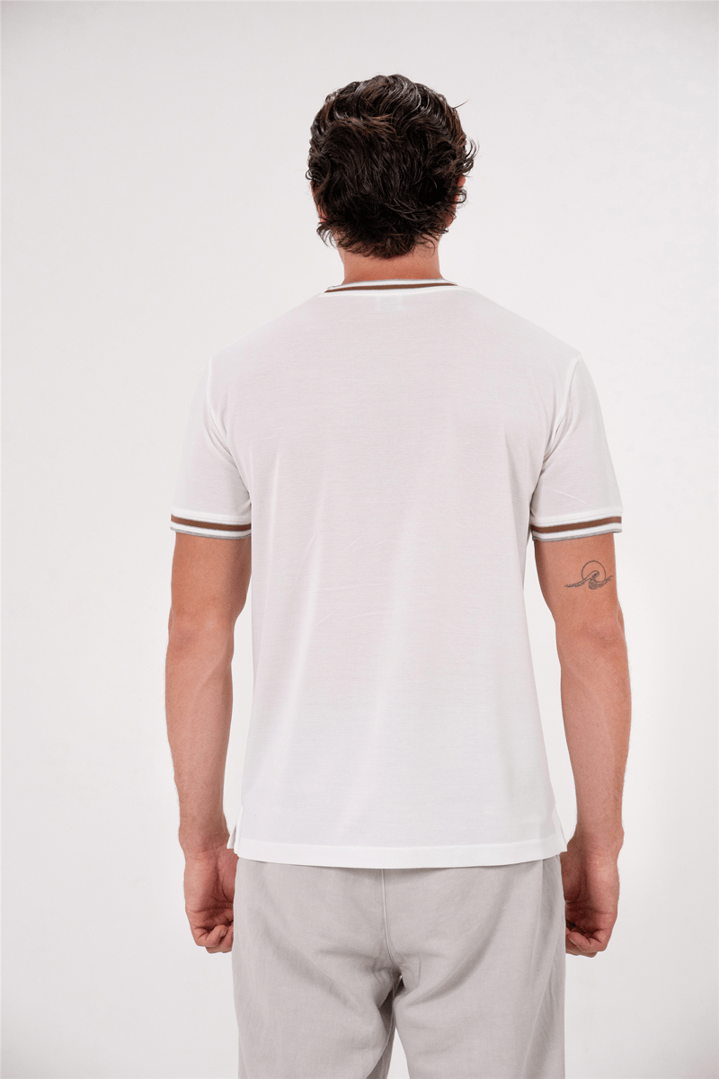 Bisiklet Yaka Kol Ve Yakada Çizgi Detaylı Erkek T-shirt