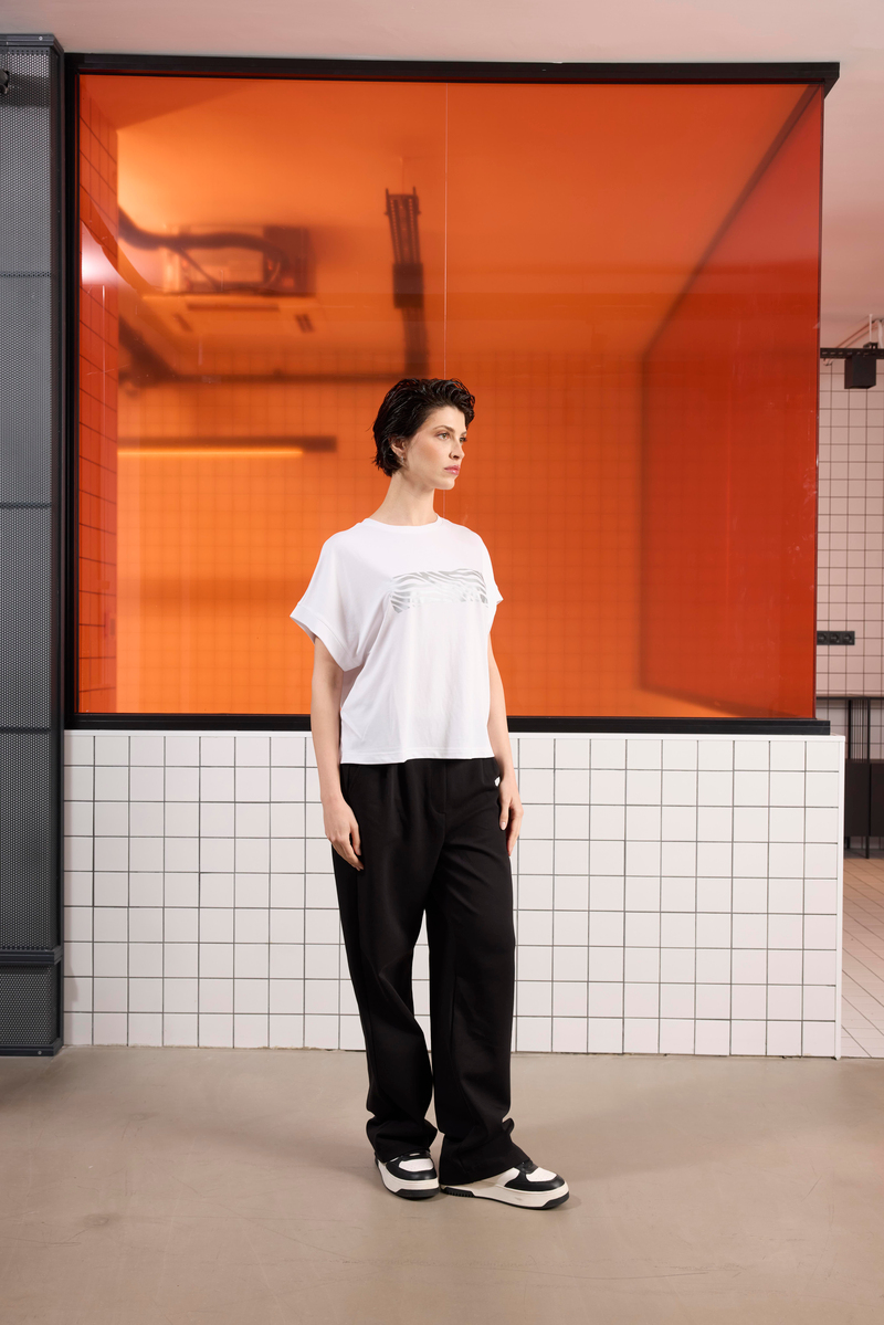 Bisiklet Yaka Oversize Sırtı Açık Kadın T-shirt